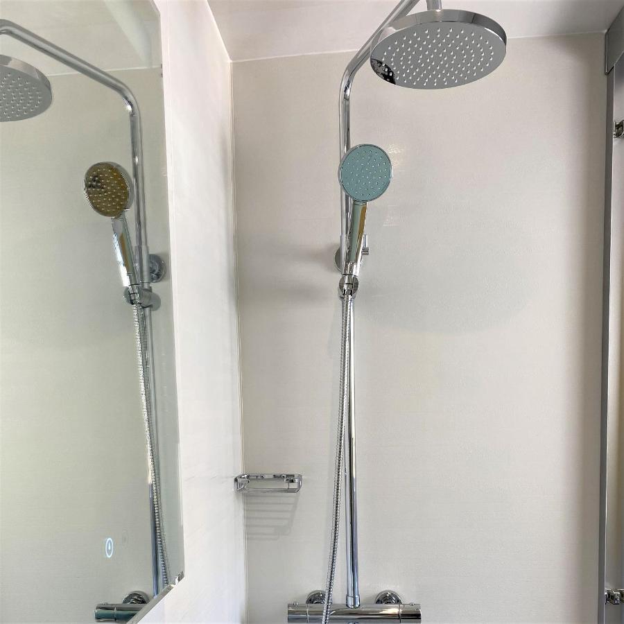 En-Suite Nook Near Forest & Sea, Great Value With Fridge, Microwave And Tv Lymington Kültér fotó